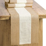 nappe tissée rustique beige marron bandes horizontales fleurs vase blanc couverts argentés chaises croisées