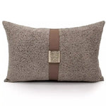 housse coussin lit patchwork gris clair contemporain texture bouclée fixation polyester