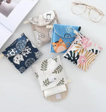 pochettes rangement réutilisables animaux géométriques couleurs variées moderne salle bain respectueux environnement pliables