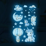 sticker mural licorne dessin animé nuages étoiles enfant chambre décoration mur bleu blanc PVC