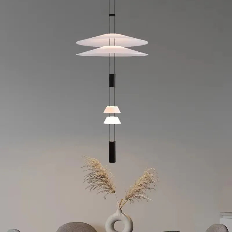 suspension lumineuse moderne minimaliste blanc noir rond lisse opaque câble noir