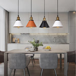 lumière suspendue industrielle conique noire blanche orange éclairage moderne chambre salon