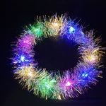 couronne lumineuse festive tissus brillants couleurs vives bleu rose violet lumineux tinsel opaque festive