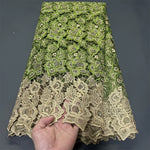dentelle acrylique brodée motifs floraux opaques vert beige jaune violet bleu tissu filet jacinthe