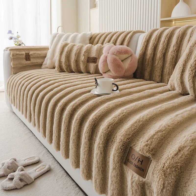 coussin canapé peluche lapin beige rayures horizontales doux grand dossier fauteuil salon maison hiver