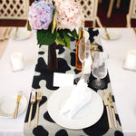 table chemin table blanc noir imprimé taches fond moderne cuisine décoration événement cow boy