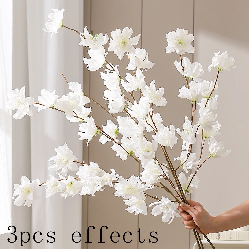 décoration intérieure bouquet fleurs artificielles rose naturel blanc orange rouge bleu vase minimaliste
