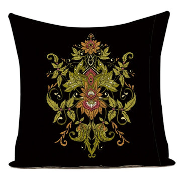 housse coussin carrée noir motif floral vintage décoration canapé lit maison chic