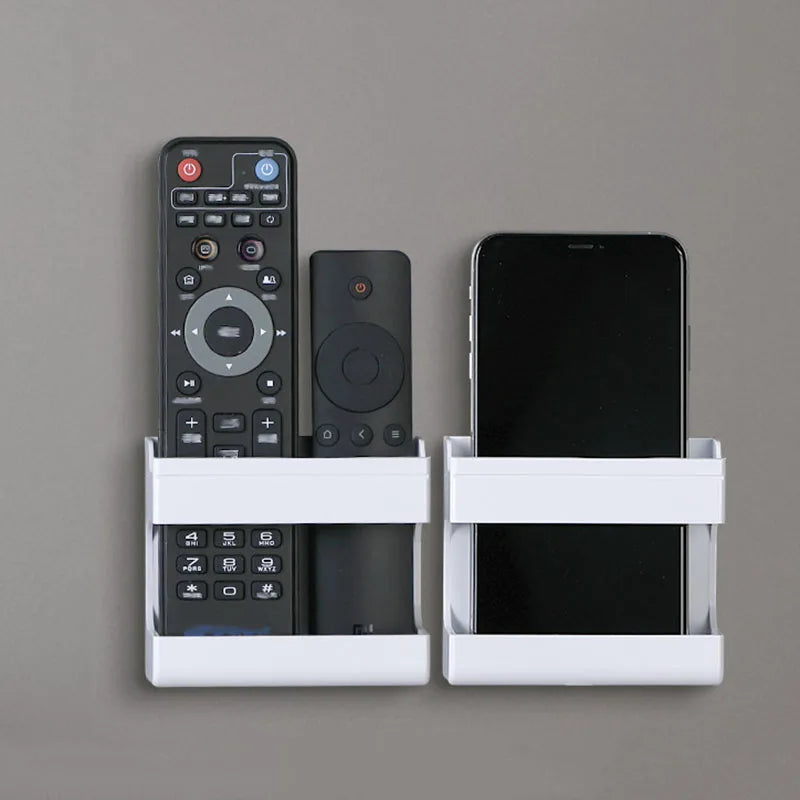 porte objets mural blanc minimaliste adhésif plat lisse moderne télécommandes smartphones chargeur prise mur