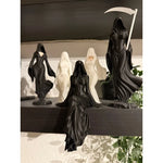 statue gothique reine robe noire satinée classique occasion noël valentin anniversaire nouveauannée