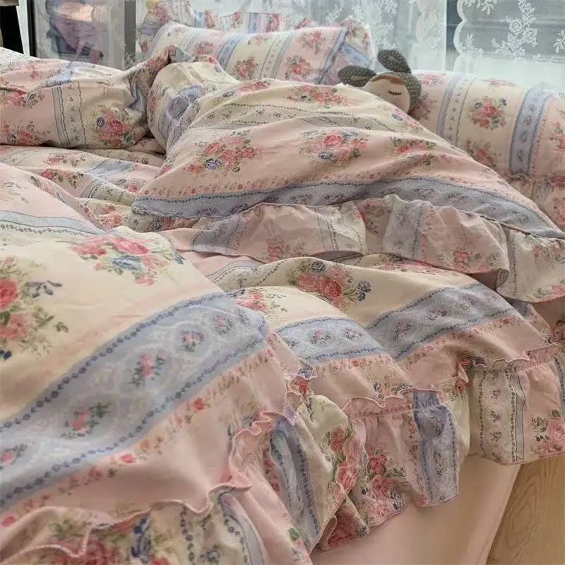 parure lit vintage fleurs roses bleu pastel drap housse couette taies oreiller coton