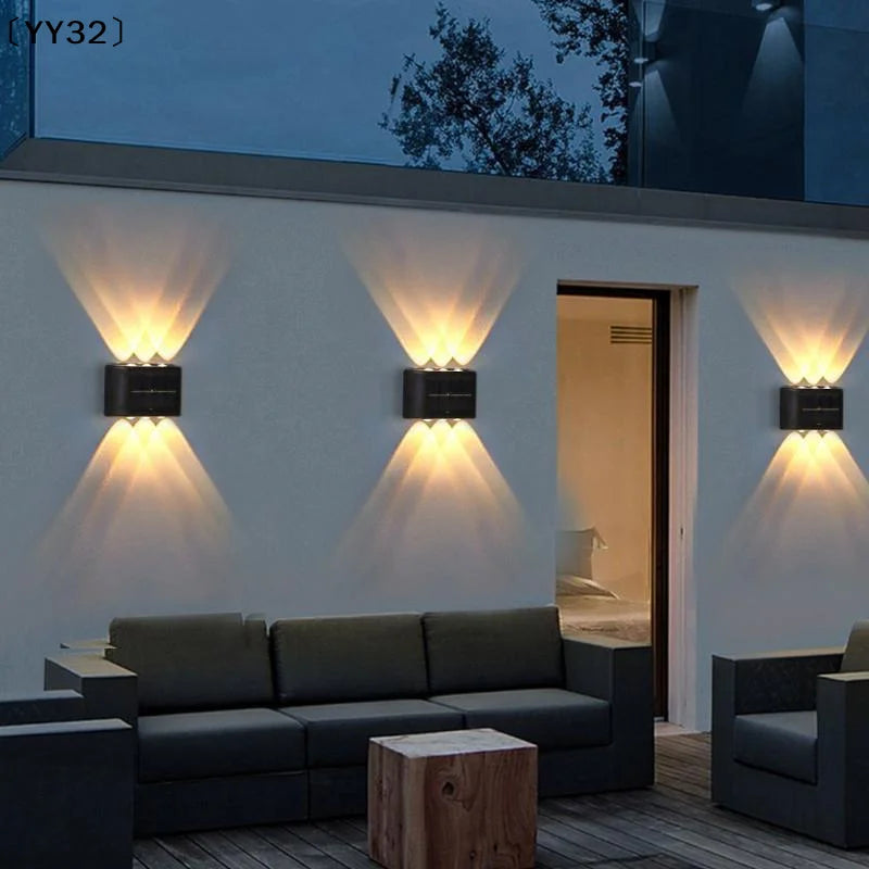 lampe murale solaire noire moderne panneau solaire blanc led extérieure jardin paysage