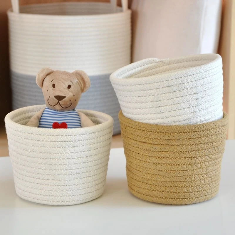 paniers rangement tissés motifs géométriques blanc rose violet beige jaune modernes réutilisables respectueux environnement