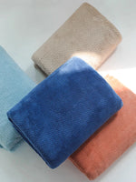 serviette bain absorbante bleu marine texture points moderne 80x150cm lavable machine