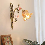 lampe murale vintage cuivre fleurs roses classique ornement métallique opalescent led chambre décoration fixations