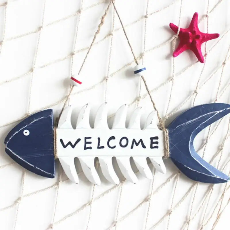 décoration murale plaque bois bleu marine squelette poisson corde bouées rouge bleu