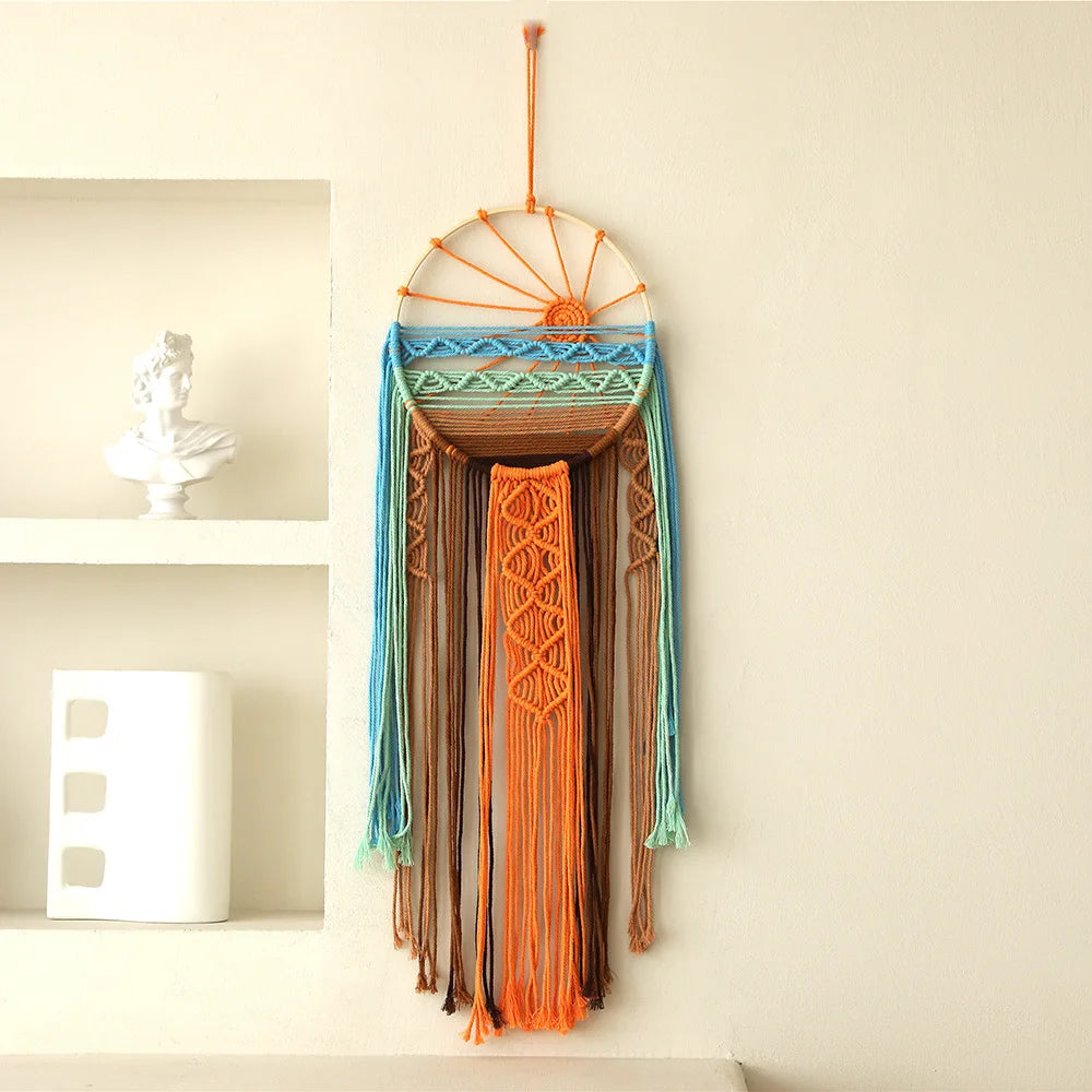 décoration murale bohème dreamcatcher macramé géométrique orange bleu marron artisanal chambre salon