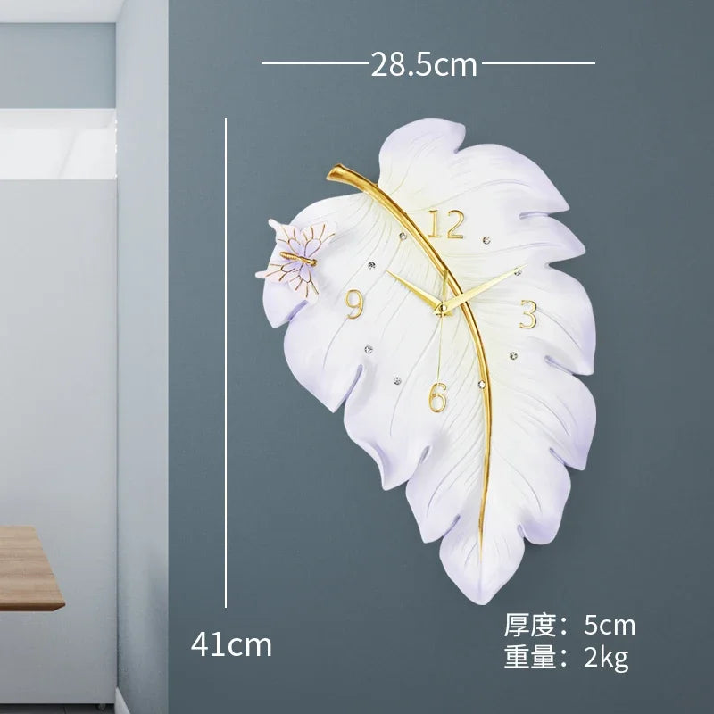 Détail du mécanisme silencieux de l'horloge murale design