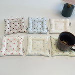 coussins protection tasses blanc gris clair beige rose pâle points classique opaques sans fixation