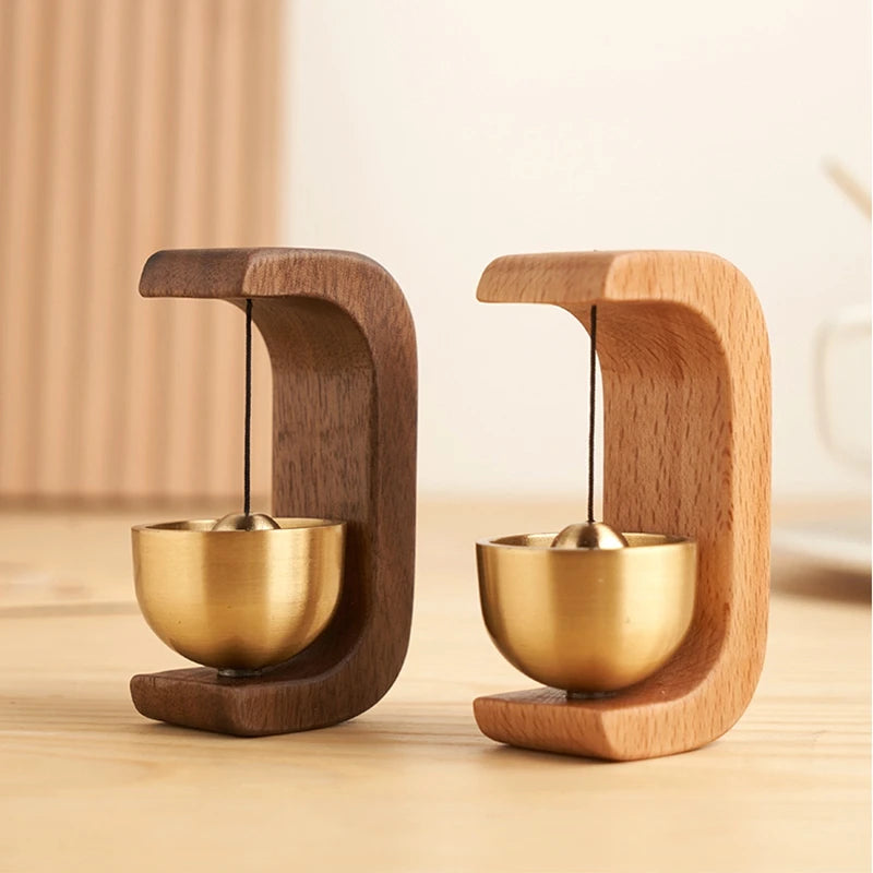 cloches vent moderne bois cuivre doré décoration intérieure minimaliste porte fenêtre jardin
