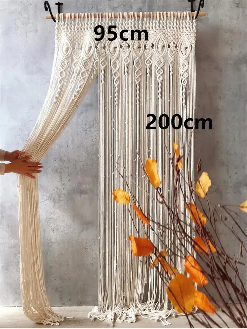 rideau macramé blanc cassé motifs géométriques franges boho chic crochets métalliques decoration interieur tissu