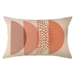 coussin rectangulaire polyester motif géométrique moderne beige orange noir blanc respectueux environnement qualité maison