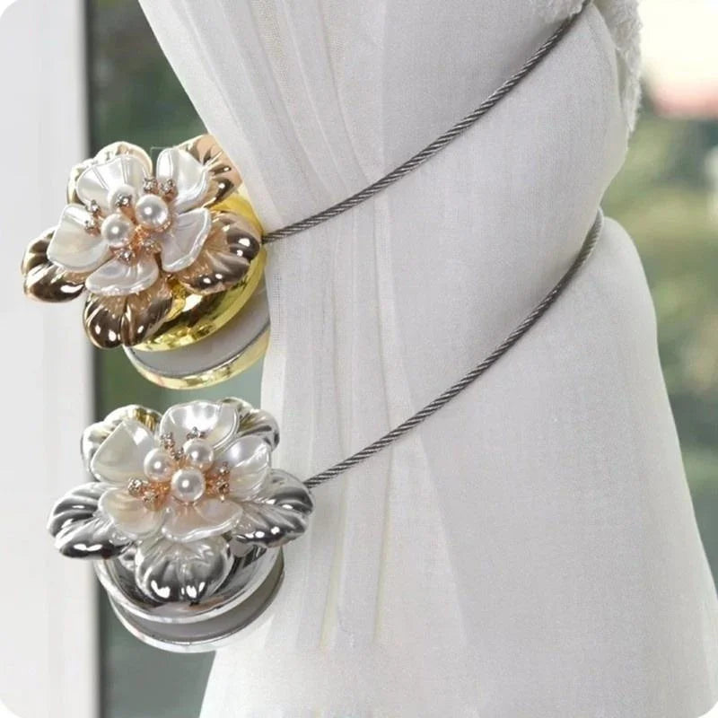 accessoire fenêtre rideau polonais doré blanc fleurs stylisées élégant tringle opacité