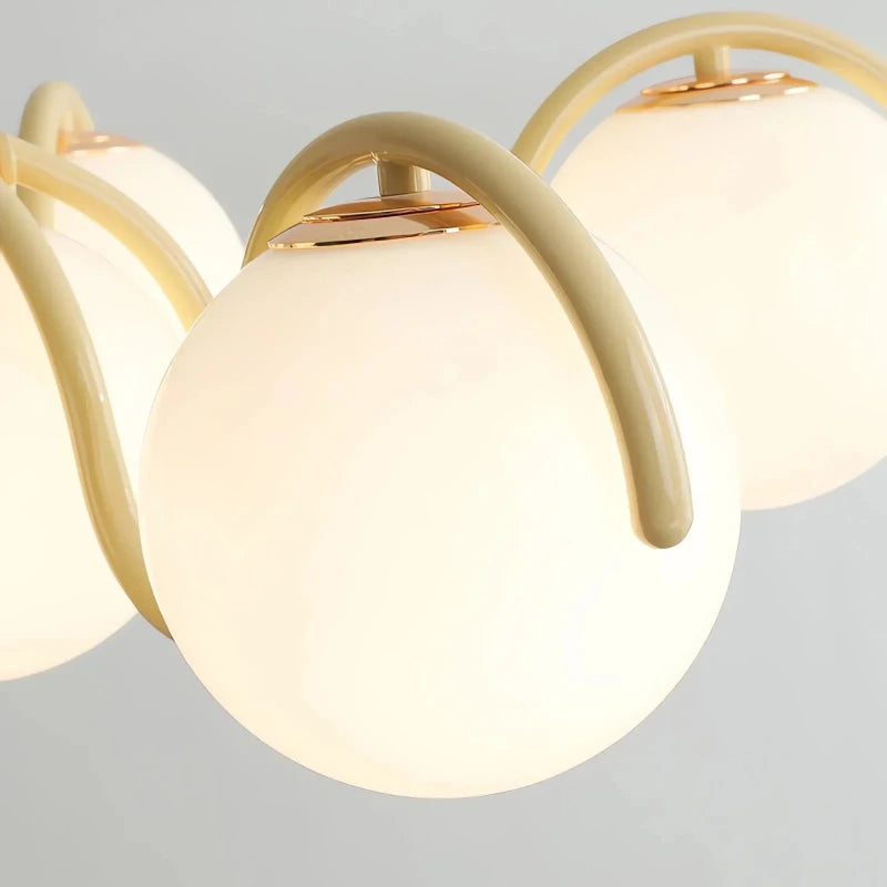 Suspension lumineuse moderne sphères translucides rouge doré blanc salon chambre