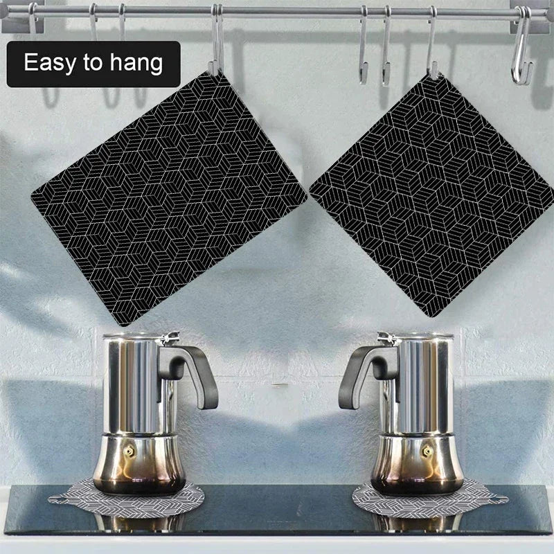 tapis protection silicone moderne noir blanc motif géométrique respectueux environnement induction kitchen countertop