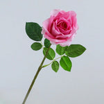 décoration intérieure bouquet roses soie moderne blanc rose rouge minimaliste