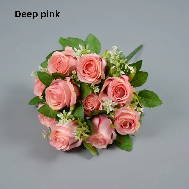 décoration extérieure bouquet roses artificielles soie couleurs variées modernes élégantes feuilles vertes incluses