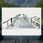 stencils graphiques blancs noirs pont bois minimaliste bricolage peinture murale decoration papier artisanal