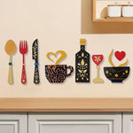 décoration murale bois ustensiles vaisselle fourchette cuillère tasse verre rustique chambre cuisine