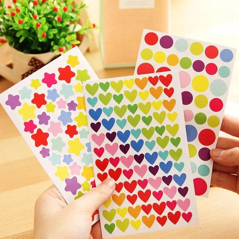 sticker decoratif enfant coeur etoile cercle multicolore adhesif feuille rouge orange Jaune Bleu Violet