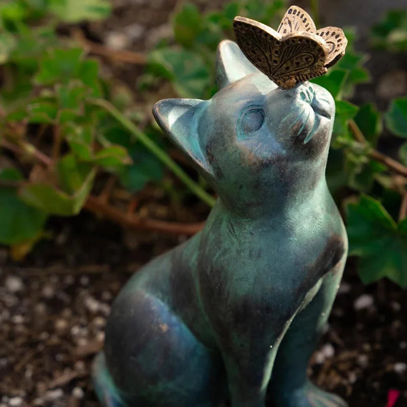 statue chat papillon bronze vert marron extérieur jardin decoratif resine aspect patine texturéextérieur