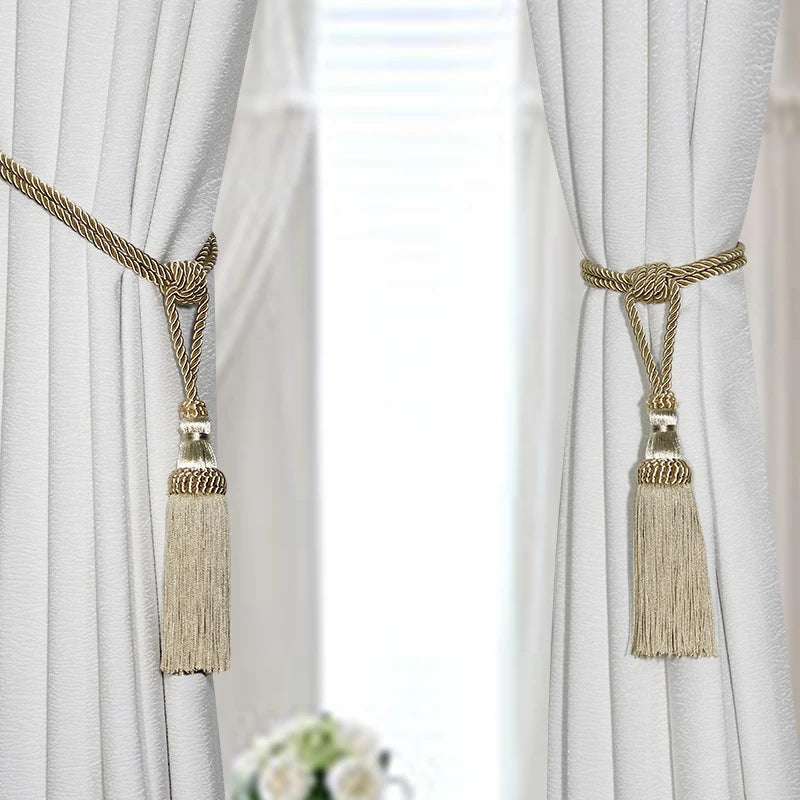 rubans rideaux classiques pompons beige argent bleu clair horizontal stripes tissu épais