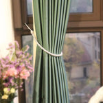 rideau ruban torsadé moderne vert beige gris clair anneaux métalliques inclusion polonais voies accessoires