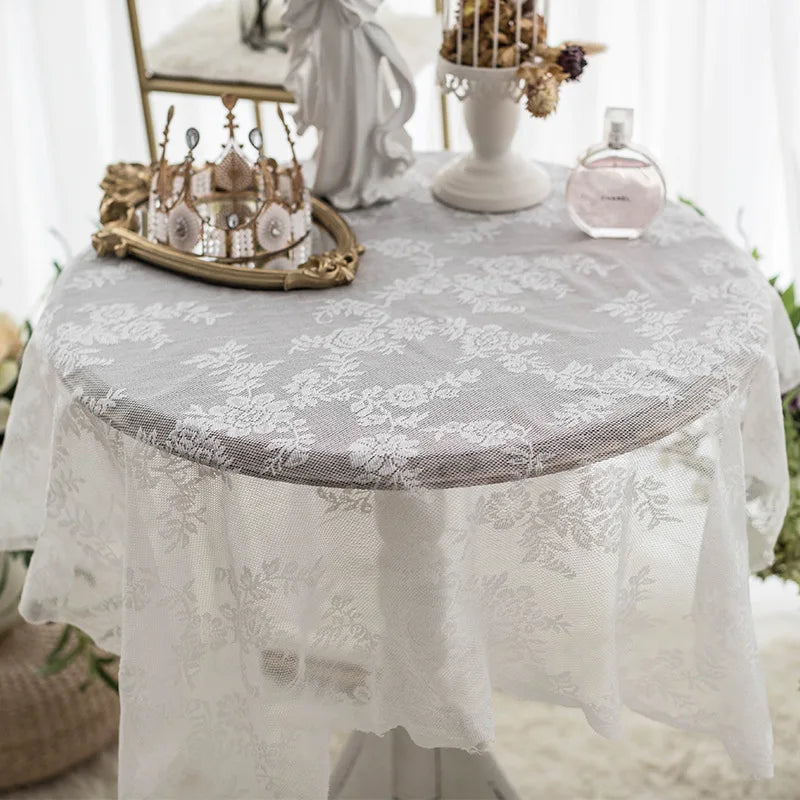 serviette table blanche broderie florale semi transparente classique mariage saint valentin