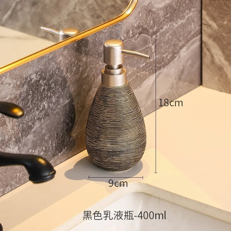 distributeur savon liquide mousse gris métallisé beige moderne élégant texture tissée marron clair foncé