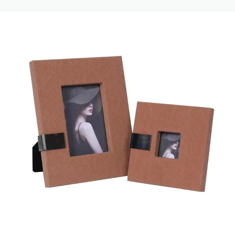 cadres photo cuir texturé moderne rectangle brun blanc nuances motifs présentoirs arrière