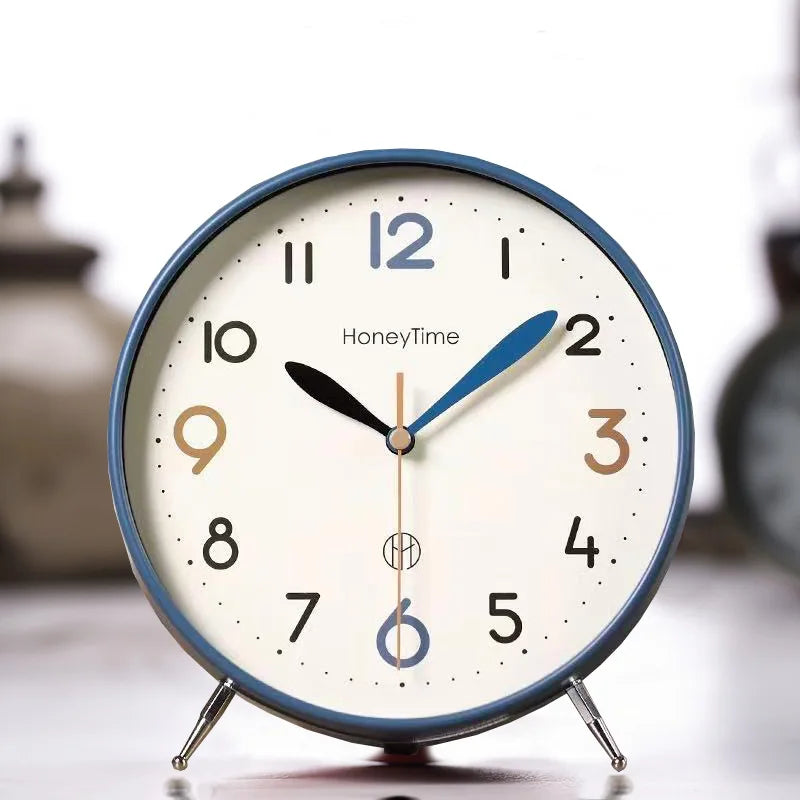 horloge table aiguille classique bleu vert rouge pieds métalliques salon six pouces eight inches