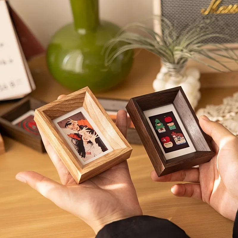 cadres photo miniatures rustiques bois clair marron horizontal table contemporain