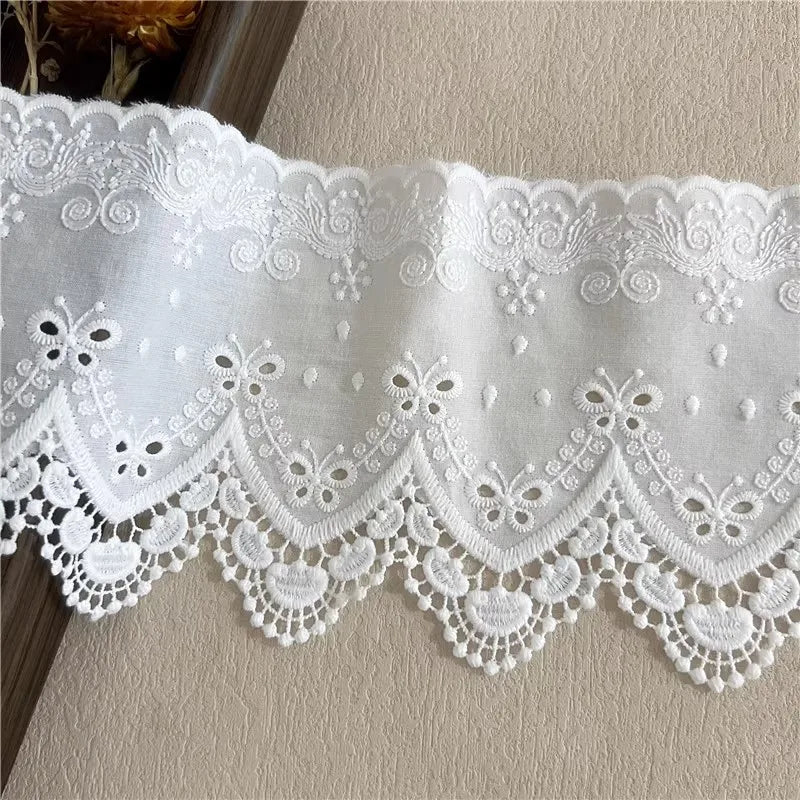 ruban dentelle blanc ornements floraux brodé 13cm largeur classique soluble eau couture decoration maison