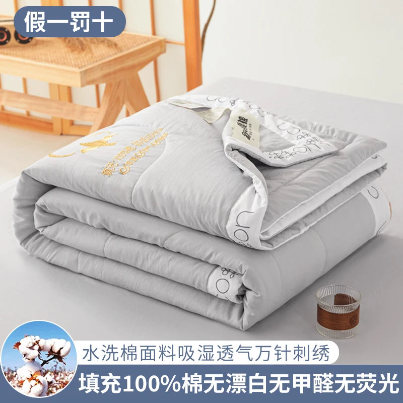 couvre lit moderne gris clair broderie dorée coton doux matelassé chambre grande taille