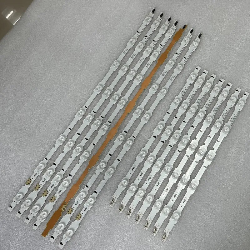 Bande lumineuse led blanc ronde translucent moderne connecteurs électriques étiquettes techniques numéros série