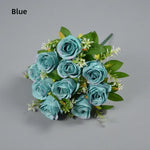 décoration extérieure bouquet roses artificielles soie couleurs variées modernes élégantes feuilles vertes incluses