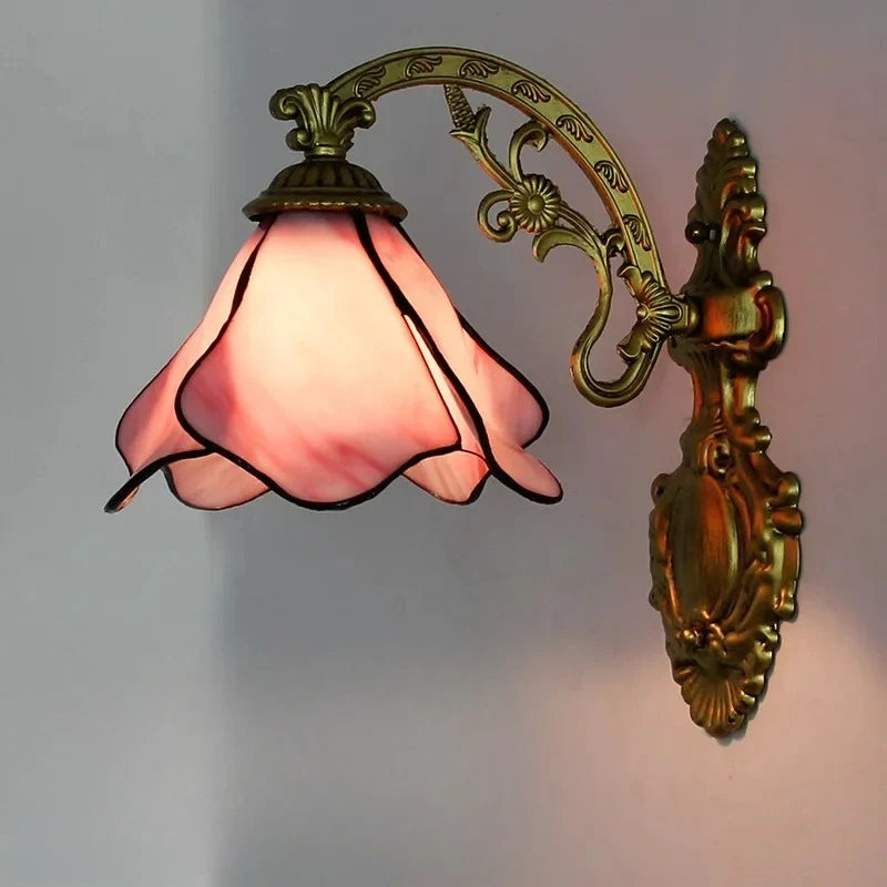 lampe murale tiffany verre coloré fleurs géométrique or rose vintage chambre salon entree