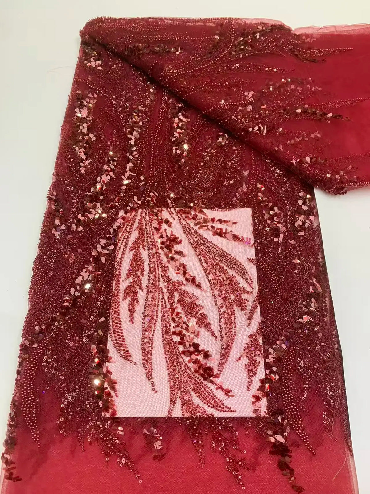 tissu dentelle polyester feuilles stylisées rouge élégant orné mariage fête