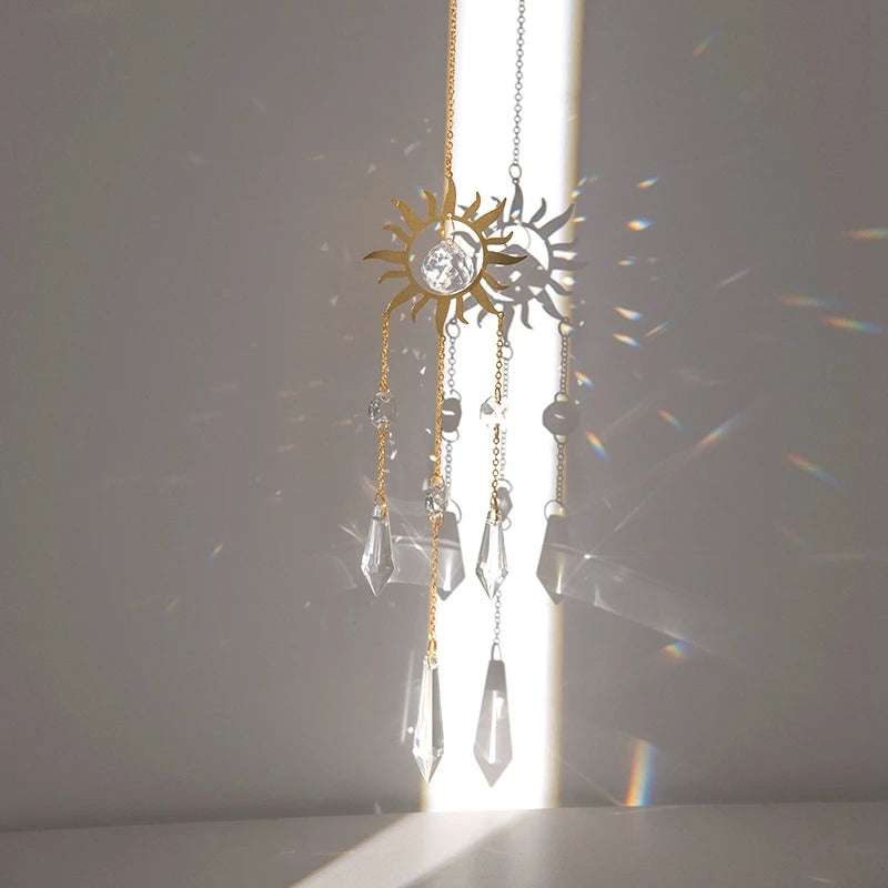 décoration murale boho chic or blanc transparentes chaines rayons solaires