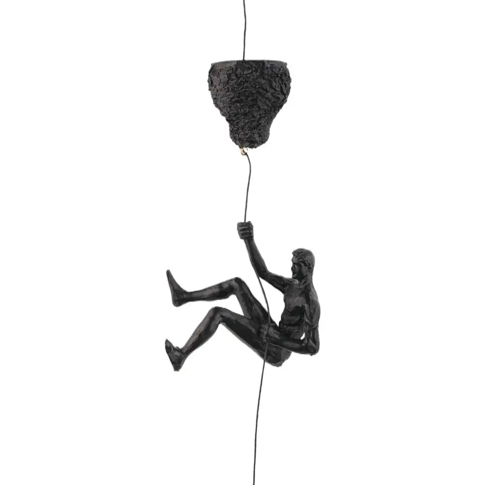 statues escalade homme résine noires texture rugueuse détail anatomique réaliste fixées